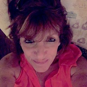 Meet your Posher, Stacy